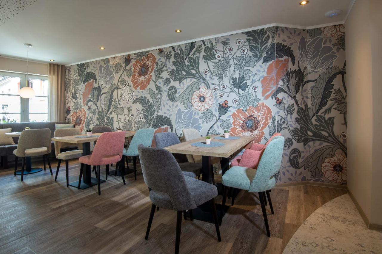 Hotel Germania 3*