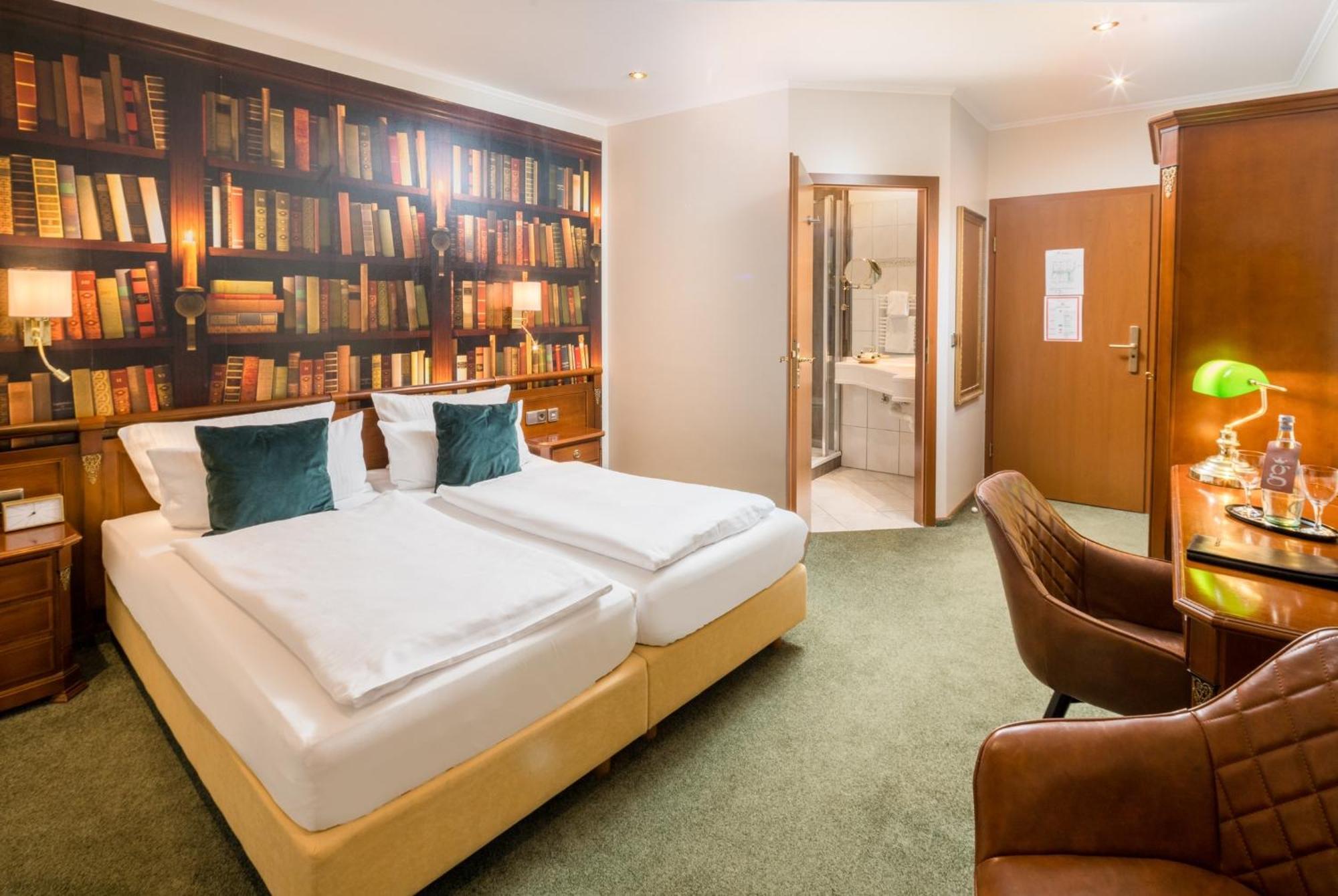 Hotel Germania 3*